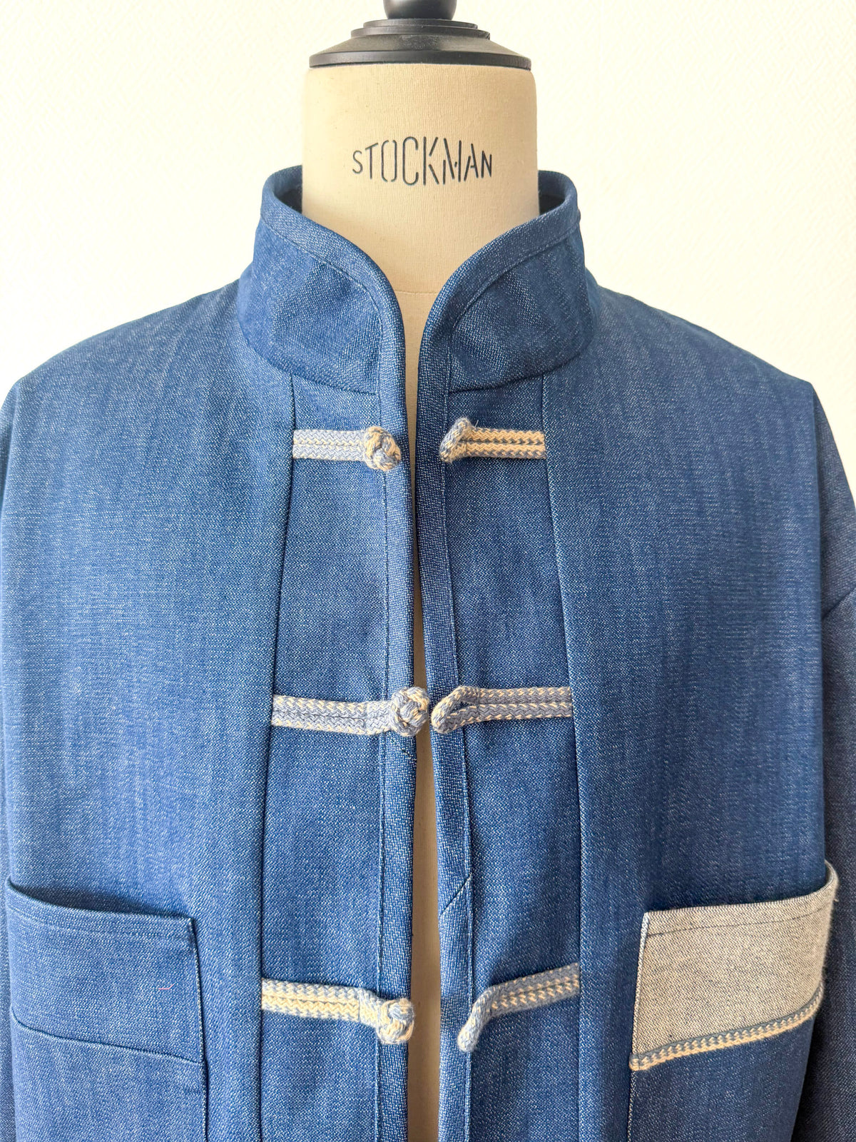 Denim jacket with Chinese knots - Indigo blue