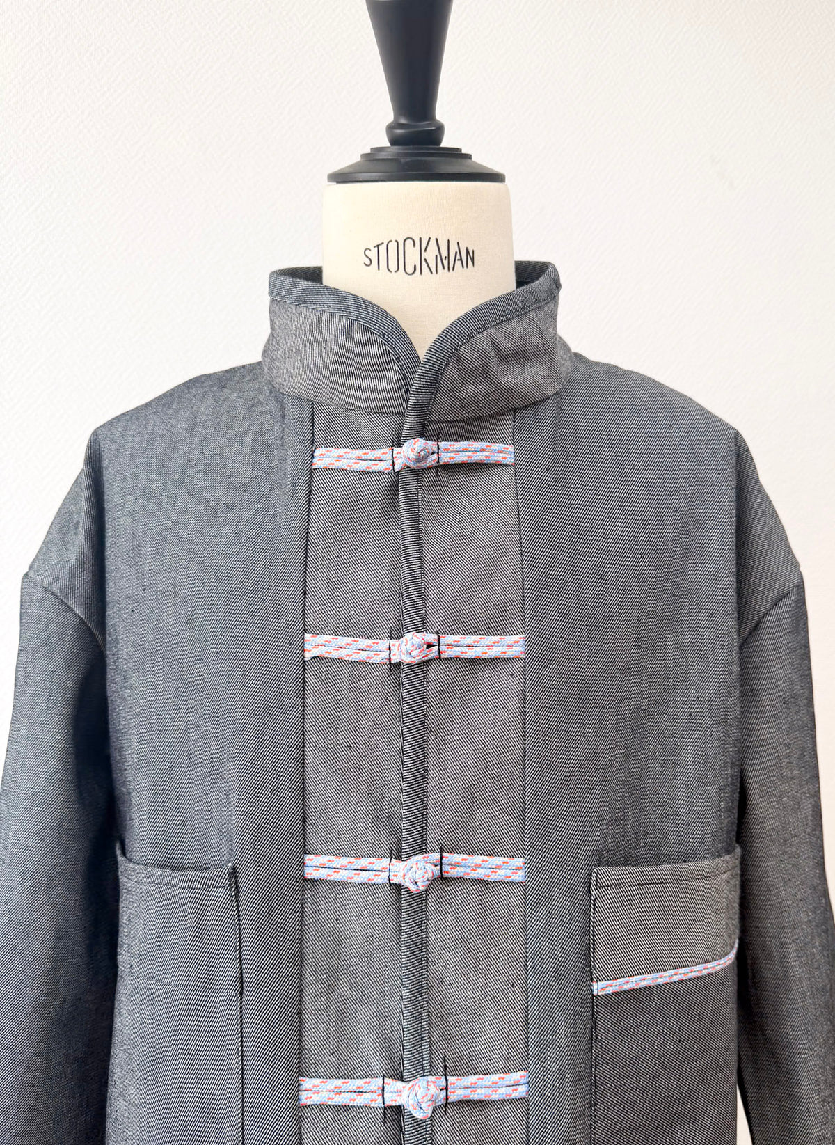 Veste en jean à boutons chinois - Gris