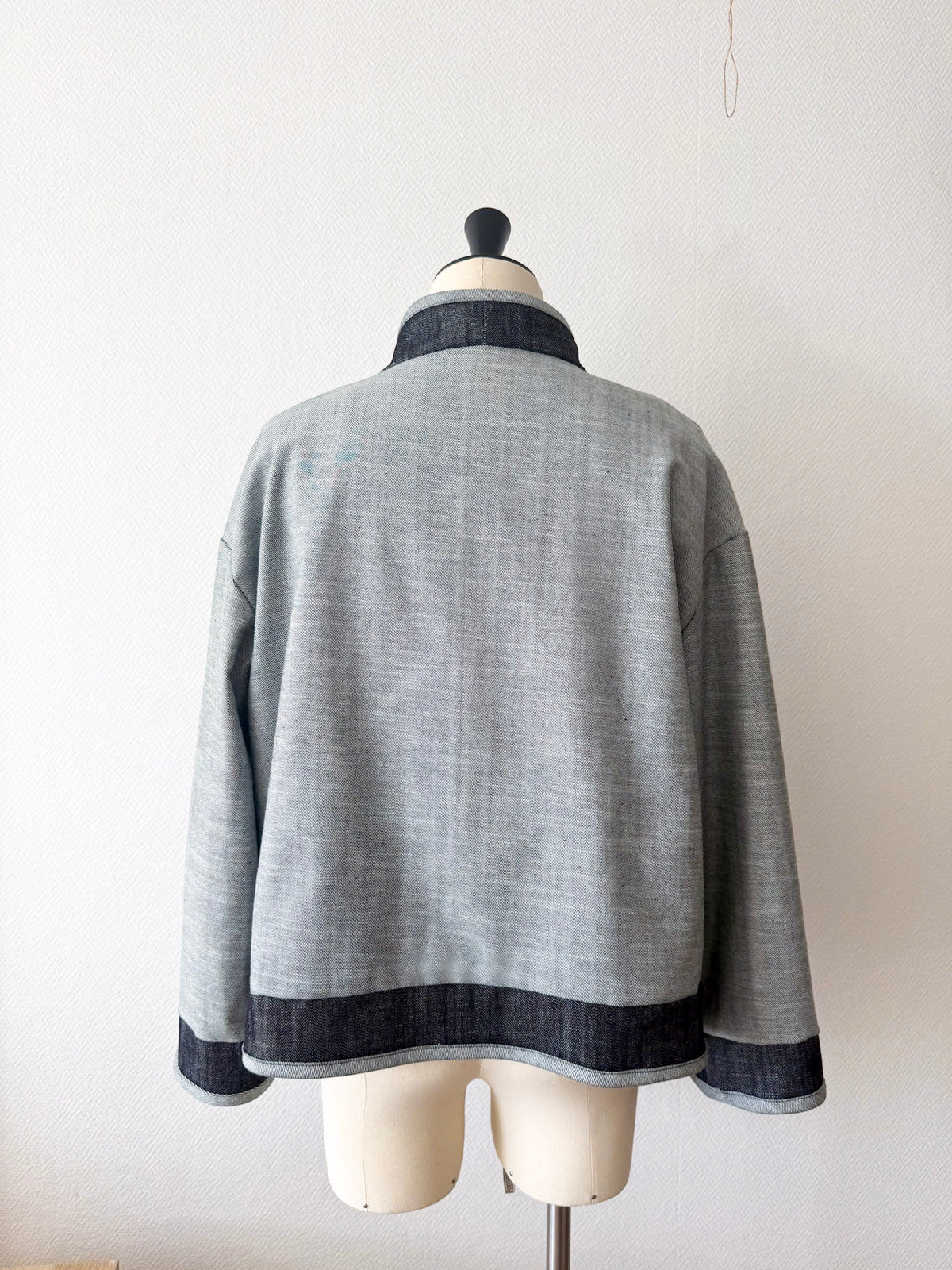 Veste en jean à boutons chinois - Bleu de Chine