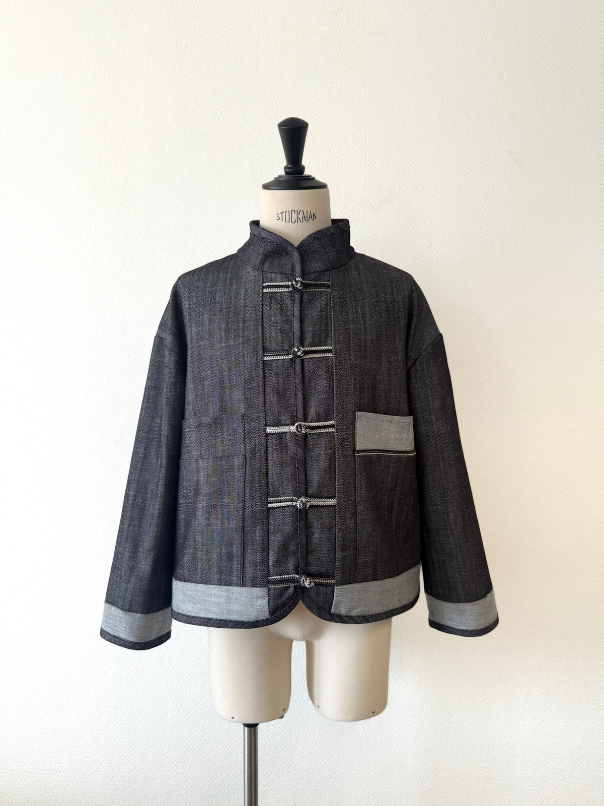 Denim jacket with Chinese knots - Dark grey