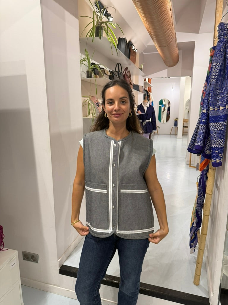 Embroidered sleeveless jacket - Grey denim and white embroidery