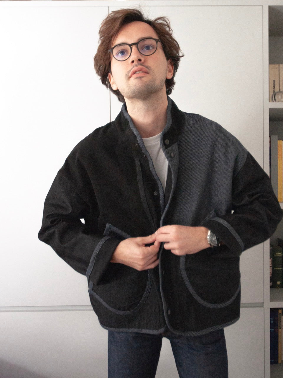 veste_patchwork_poches_rondes_port_par_un_homme